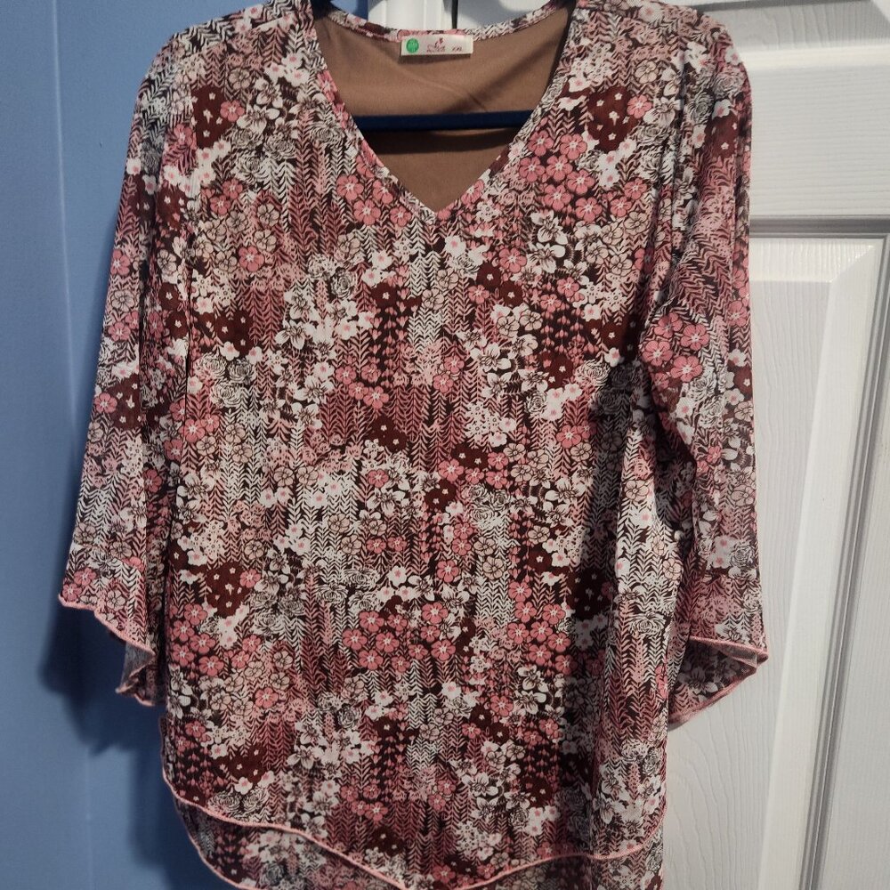 womans tunic top